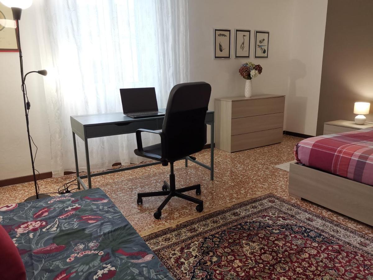 At Home In Кремона Екстер'єр фото